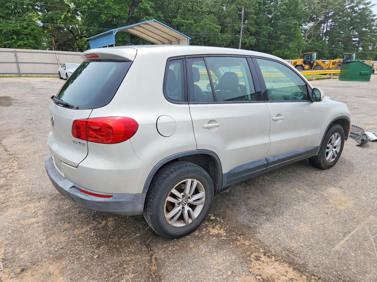 2014 Volkswagen Tiguan S - Фото 3