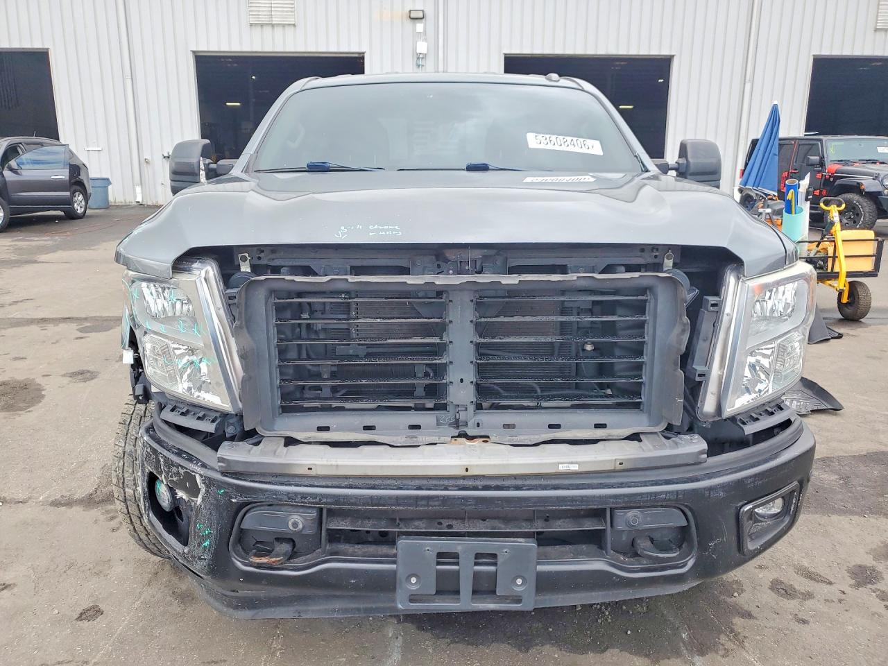 2018 Nissan Titan Sv - Фото 5