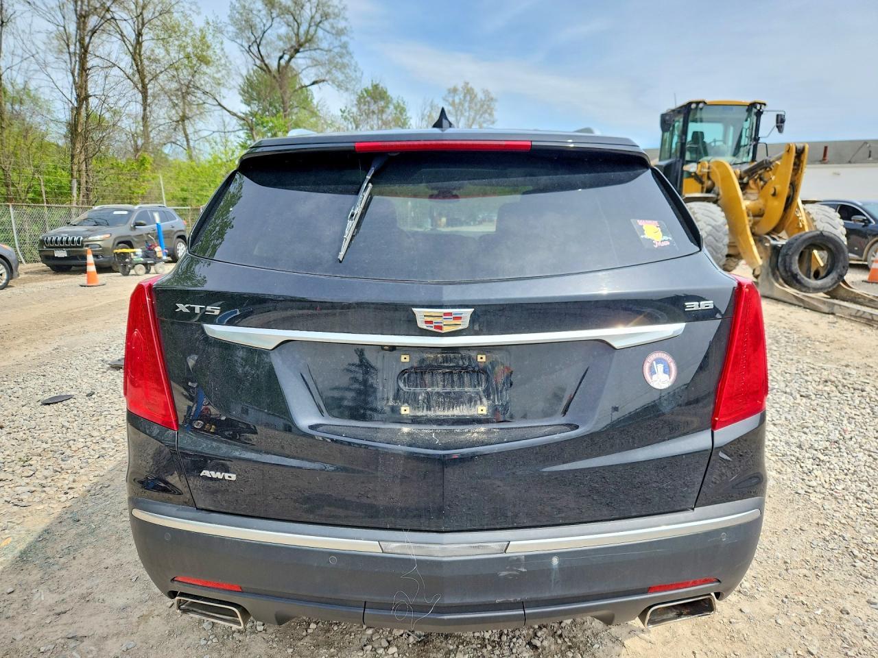 2017 Cadillac Xt5 Luxury - Image 6