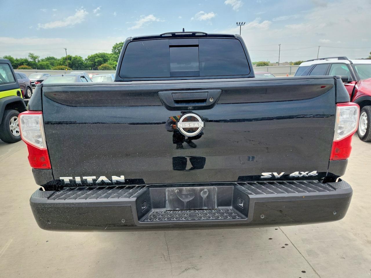 2023 Nissan Titan S - Image 6