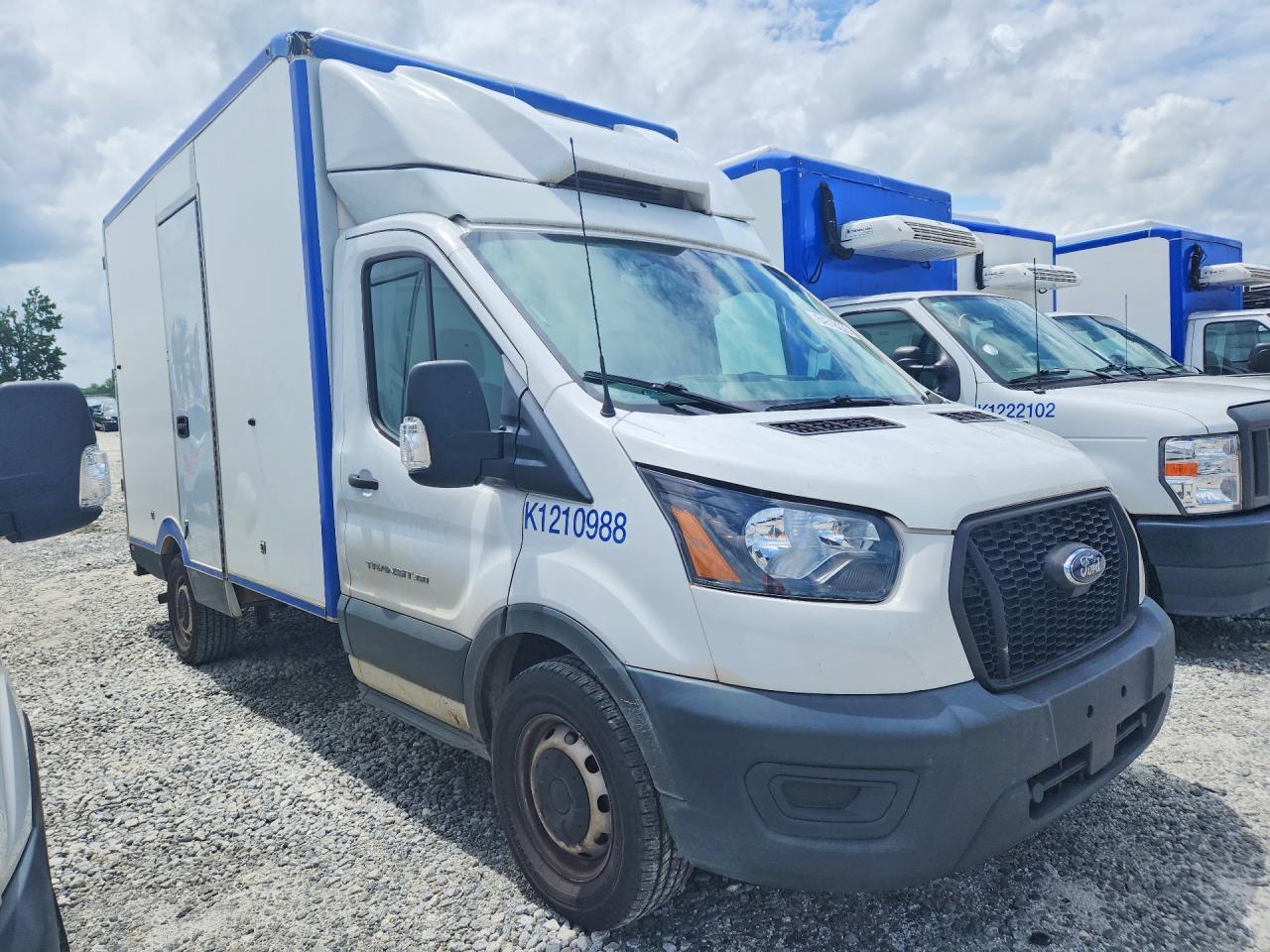 2022 Ford Transit Delivery Truck - Image 4