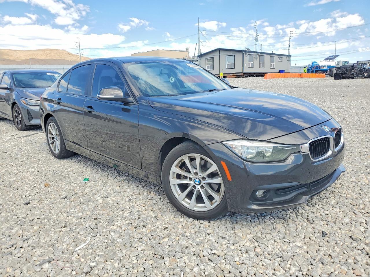 2016 BMW 320 I - Фото 4