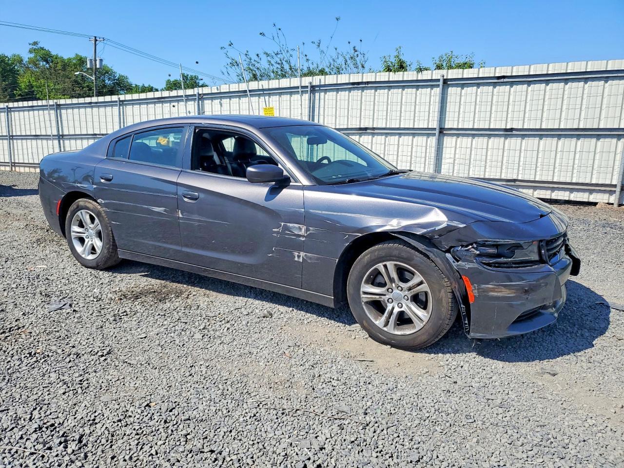 2022 Dodge Charger Sxt - Image 4