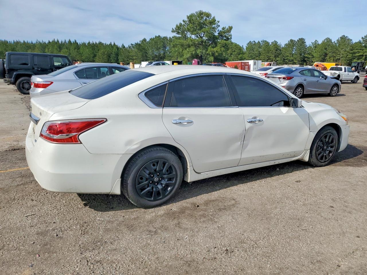 2013 Nissan Altima 2.5 - Фото 3