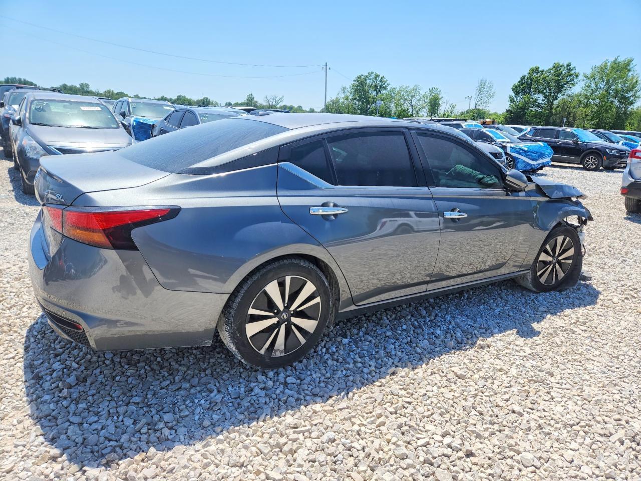 2019 Nissan Altima Sl - Фото 3