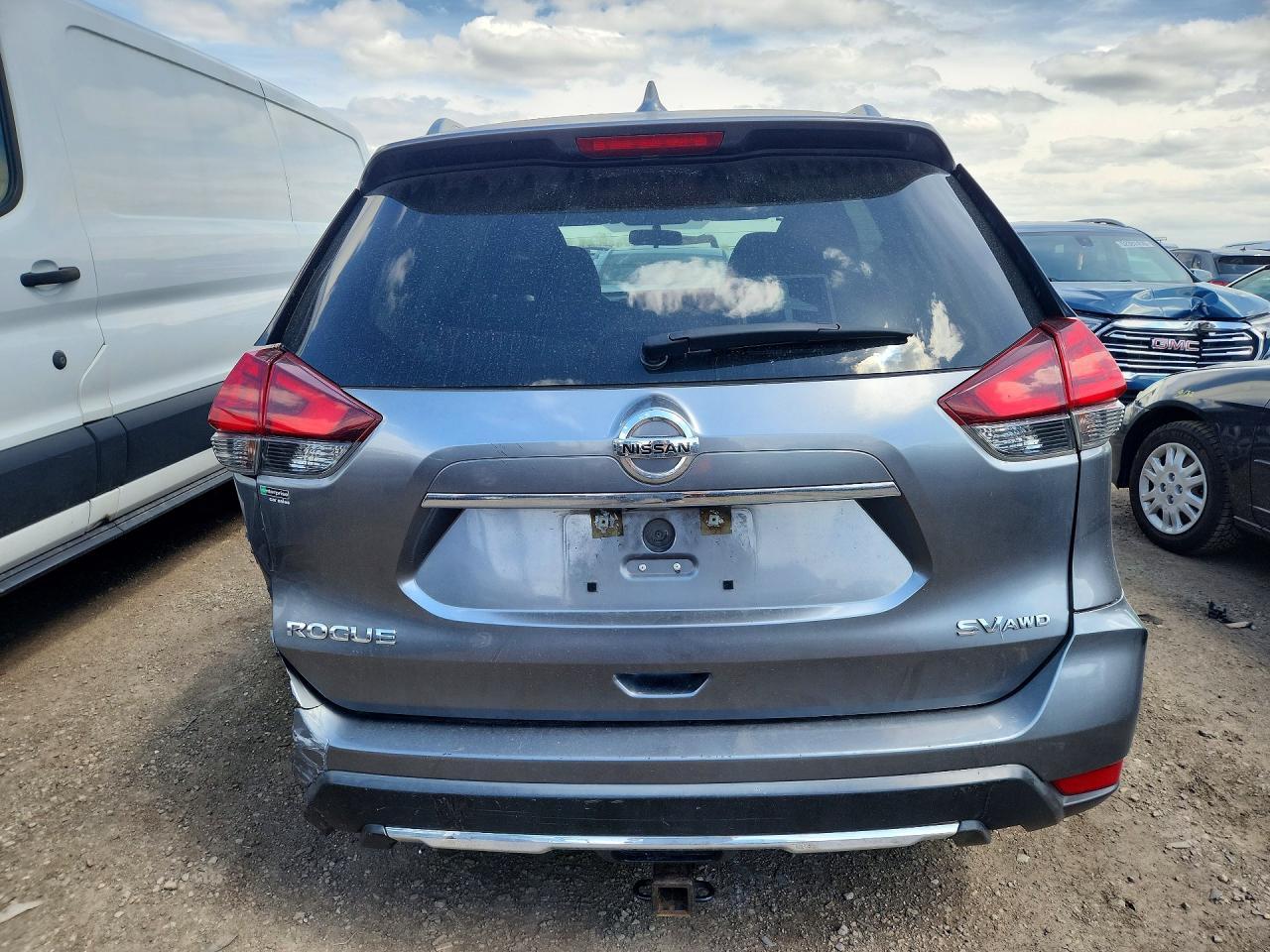 2017 Nissan Rogue Sv - Image 6