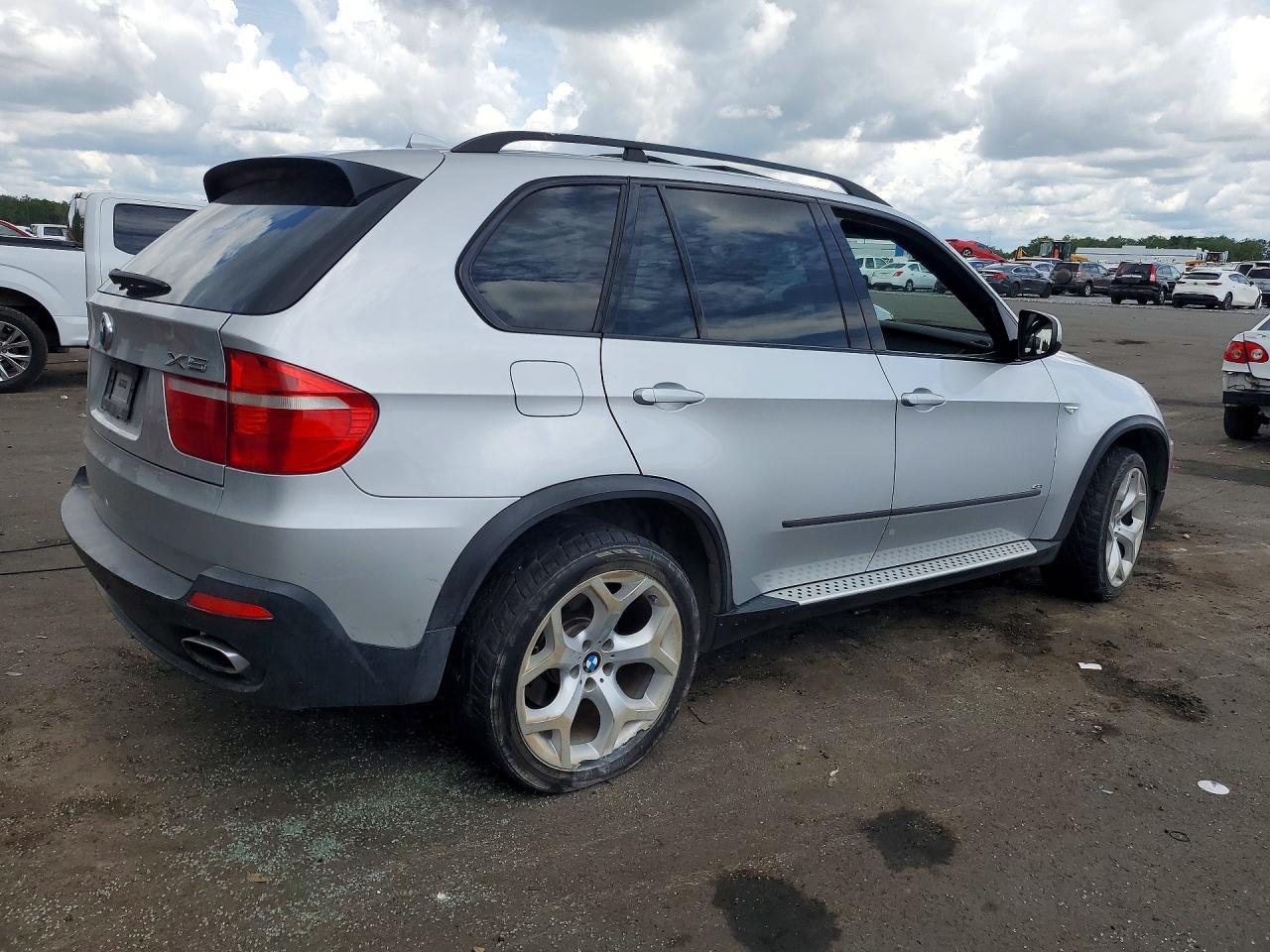 2008 BMW X5 4.8I - Image 3