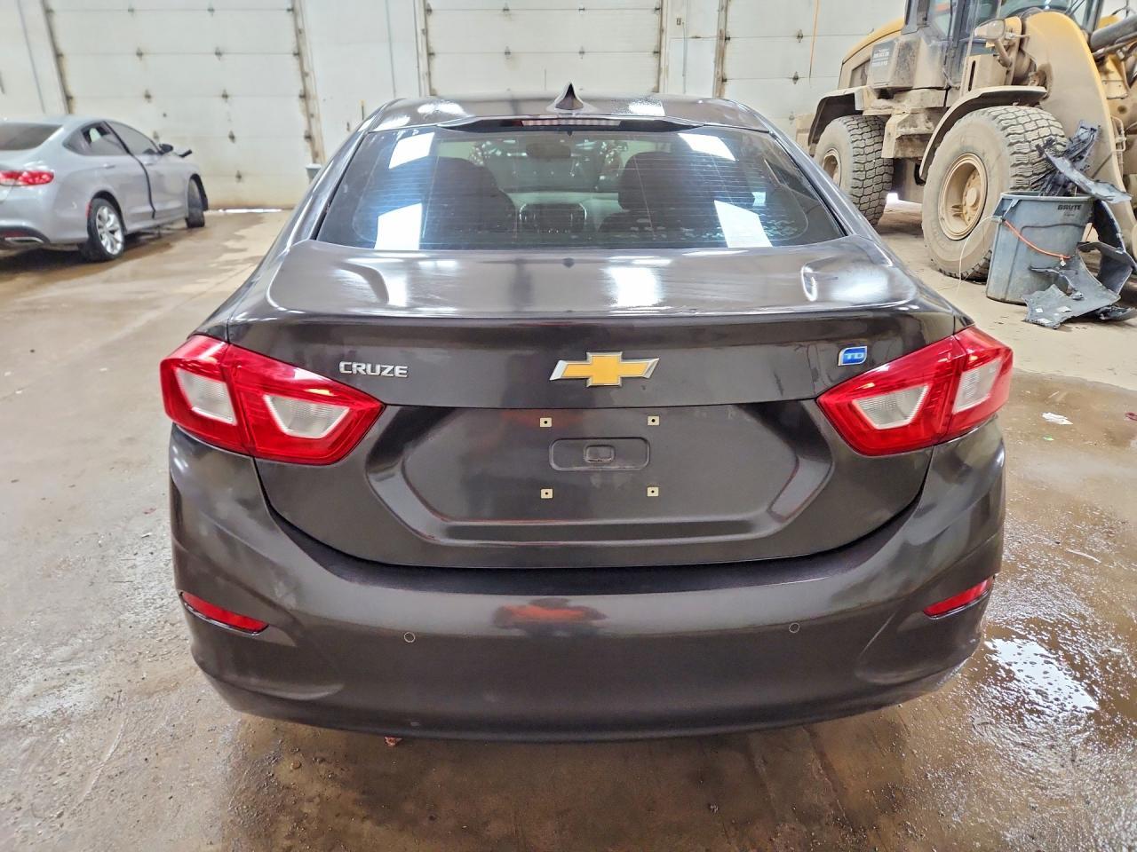 2017 Chevrolet Cruze Lt - Фото 6