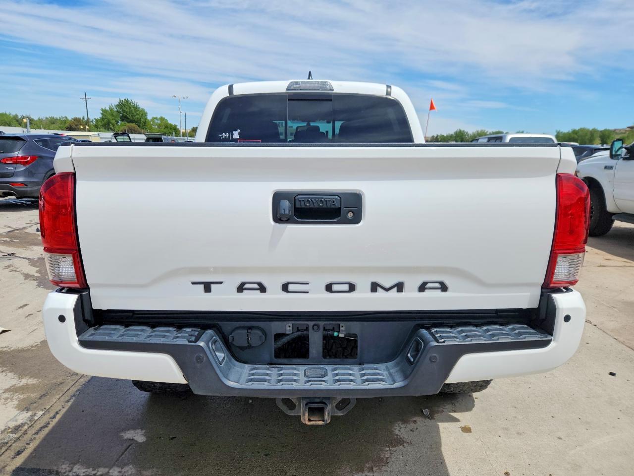 2017 Toyota Tacoma Trd Off-Road - Фото 6
