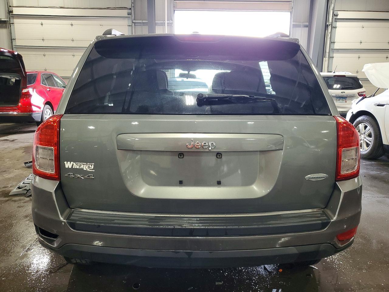 2011 Jeep Compass Sport - Фото 6
