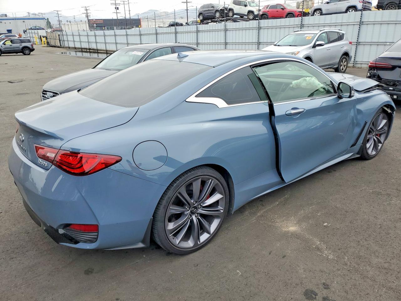 2022 Infiniti Q60 Red Sport 400 - Фото 3