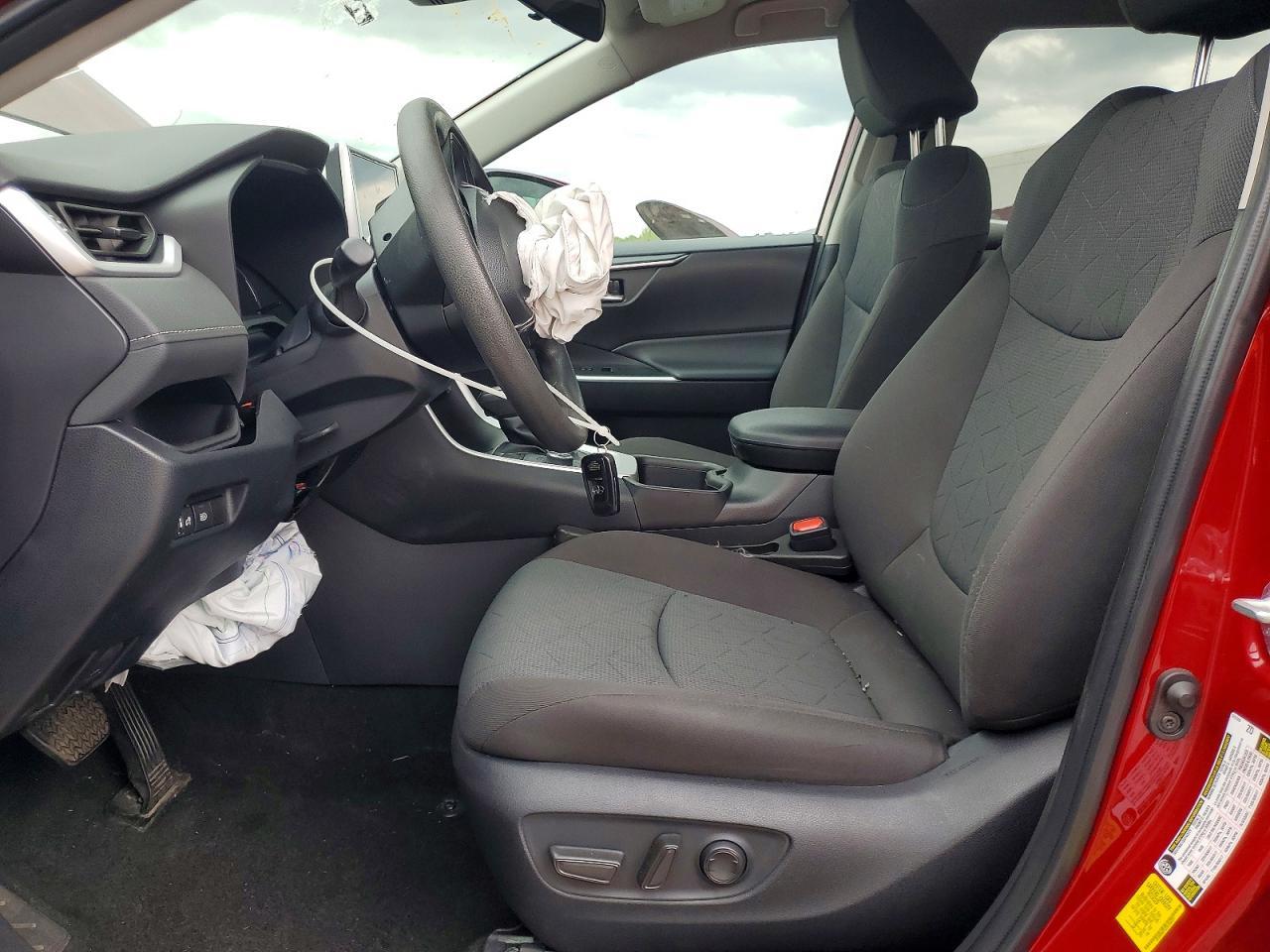 2024 Toyota Rav4 Hybrid Xle - Image 7