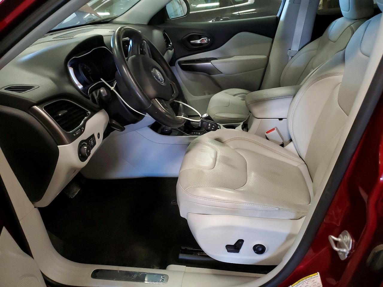 2019 Jeep Cherokee Limited - Image 7