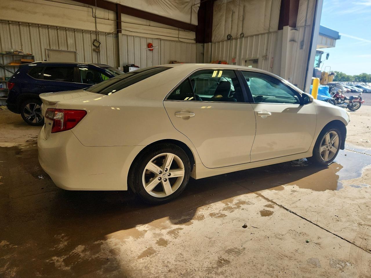 2014 Toyota Camry Se - Фото 3