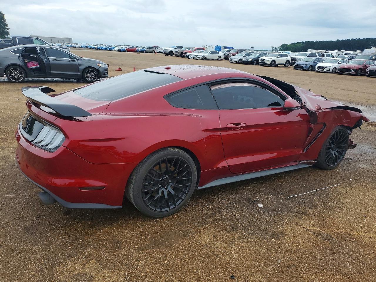2016 Ford Mustang Gt - Фото 3
