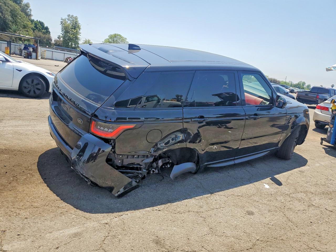 2020 Land Rover Range Rover Sport P525 Hse - Image 3