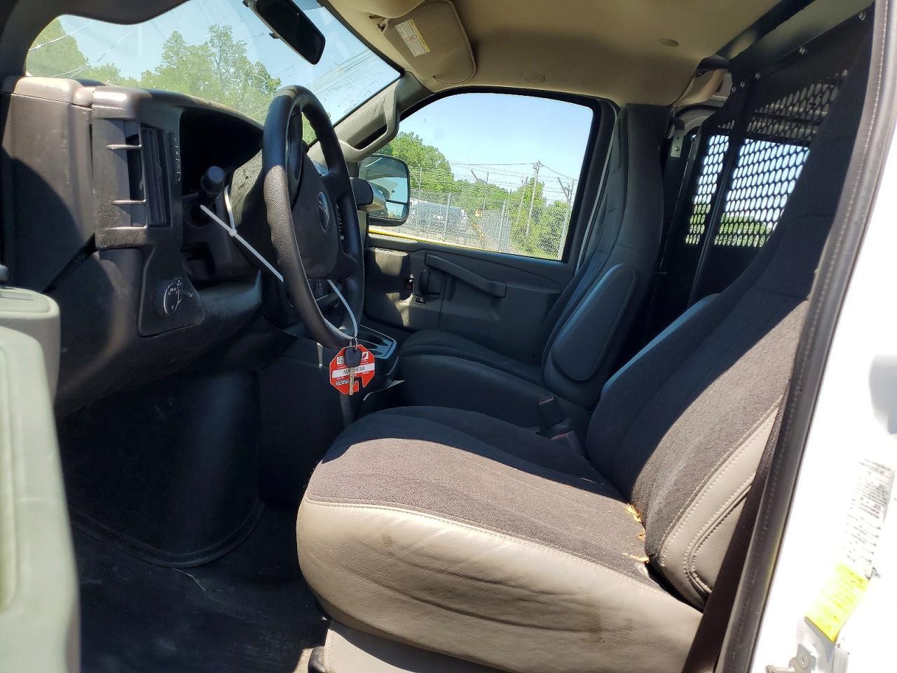 2023 GMC Savana G2500 - Фото 7