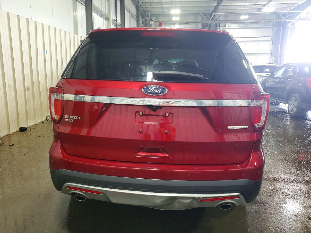 2016 Ford Explorer - Image 6