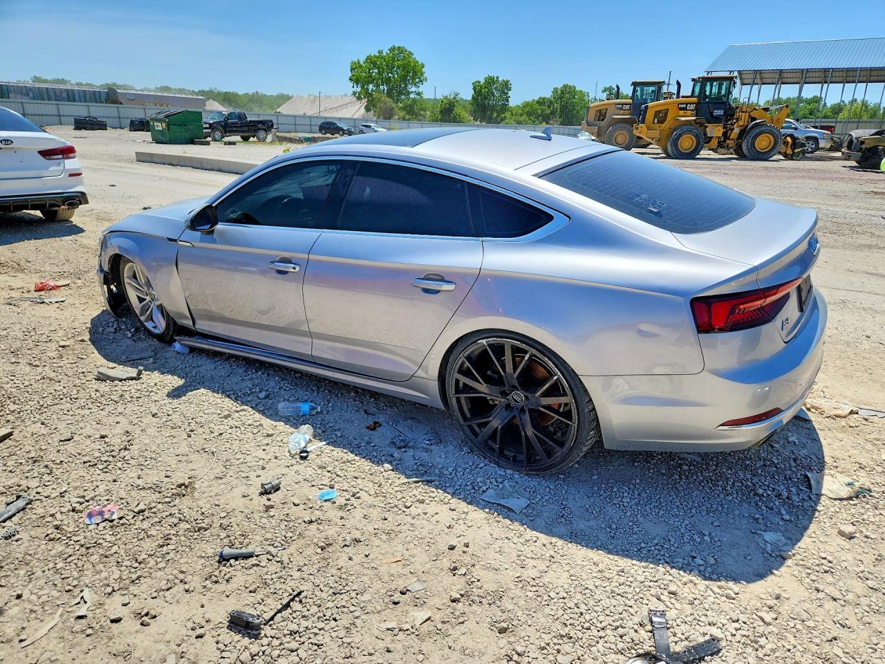 2019 Audi A5 Premium - Фото 2
