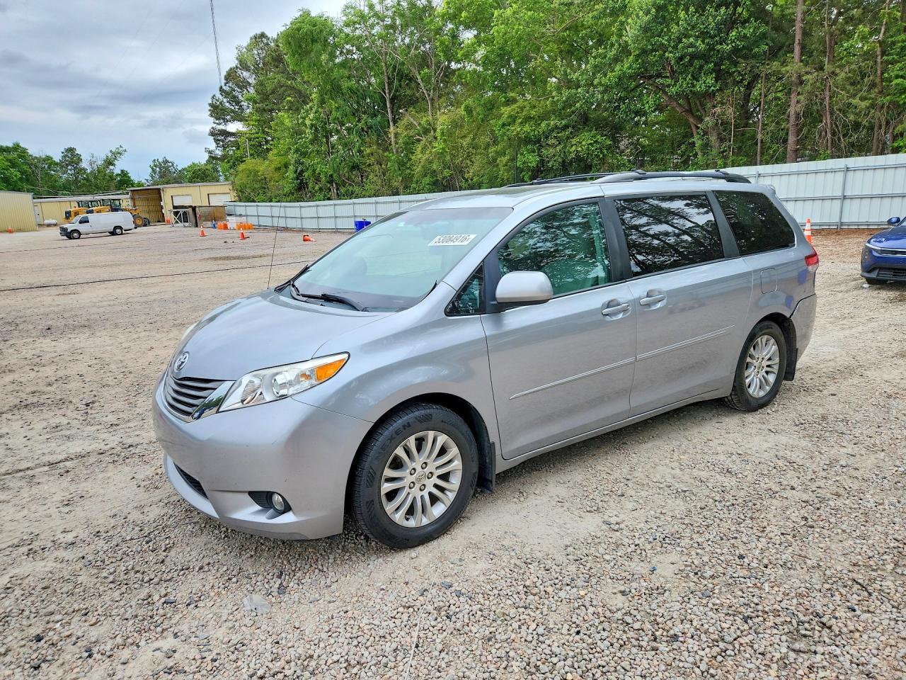 2013 Toyota Sienna Xle 8-Passenger