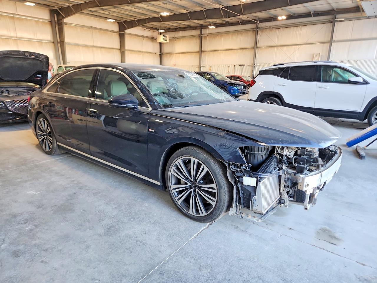 2023 Audi A8 L - Фото 4