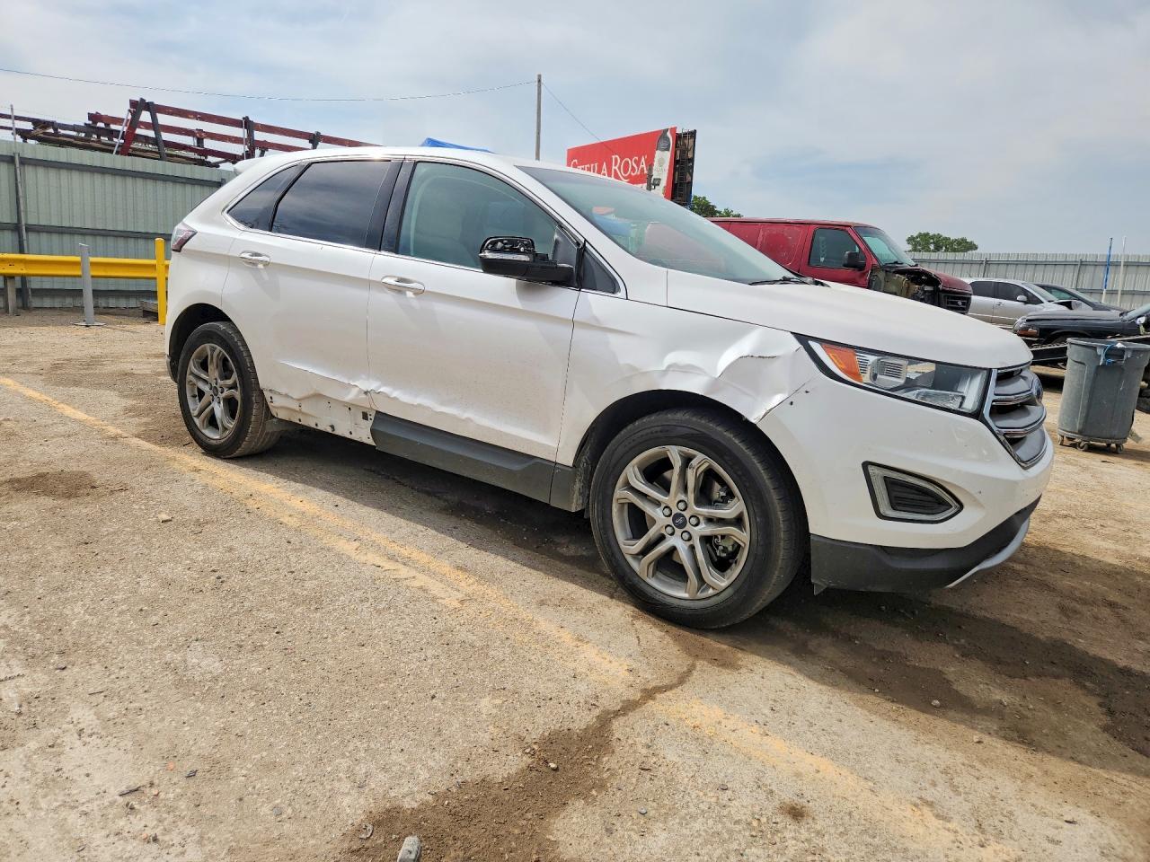 2017 Ford Edge Titanium - Фото 4