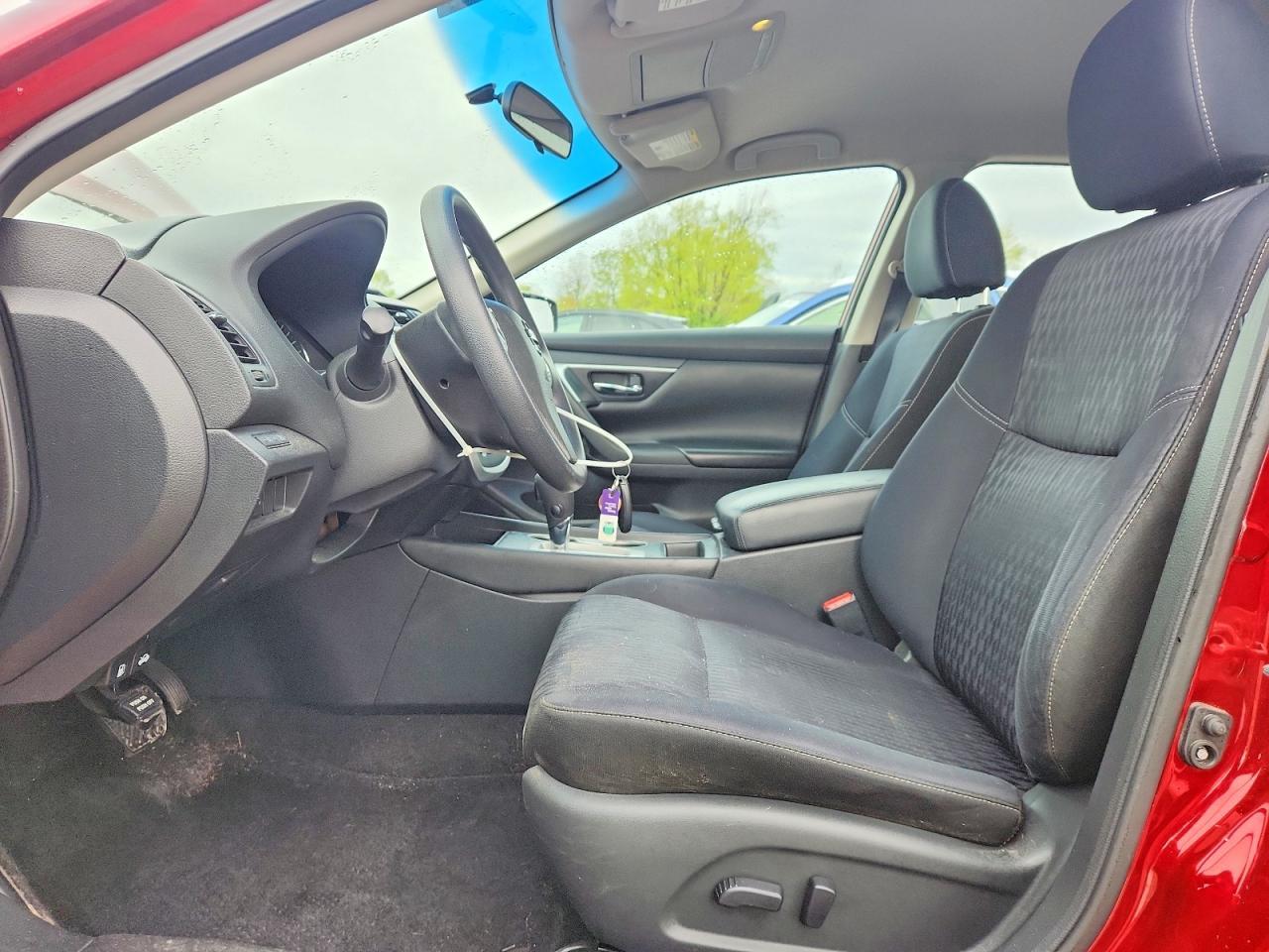 2017 Nissan Altima 2.5 S - Фото 7