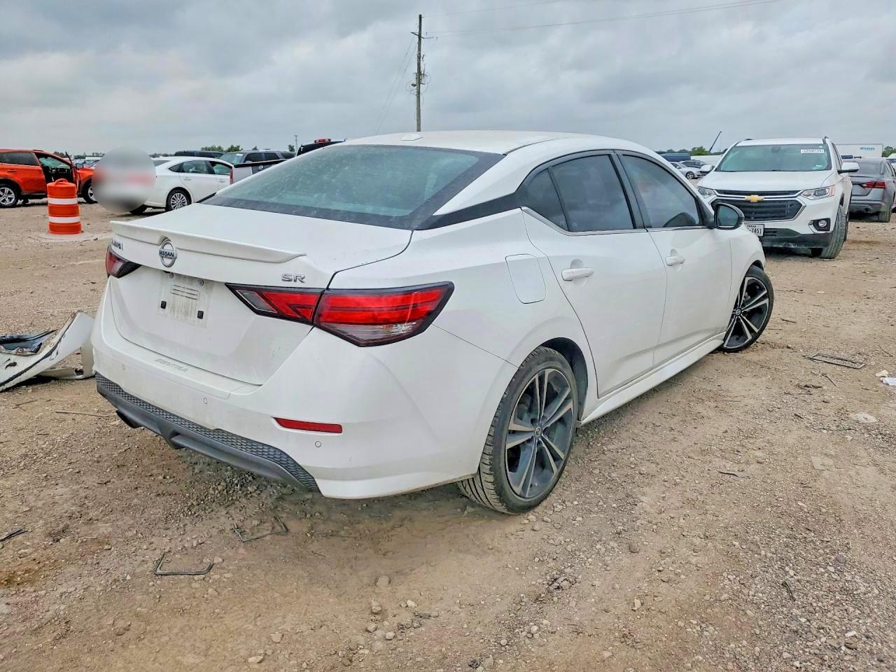 2022 Nissan Sentra Sr - Фото 3