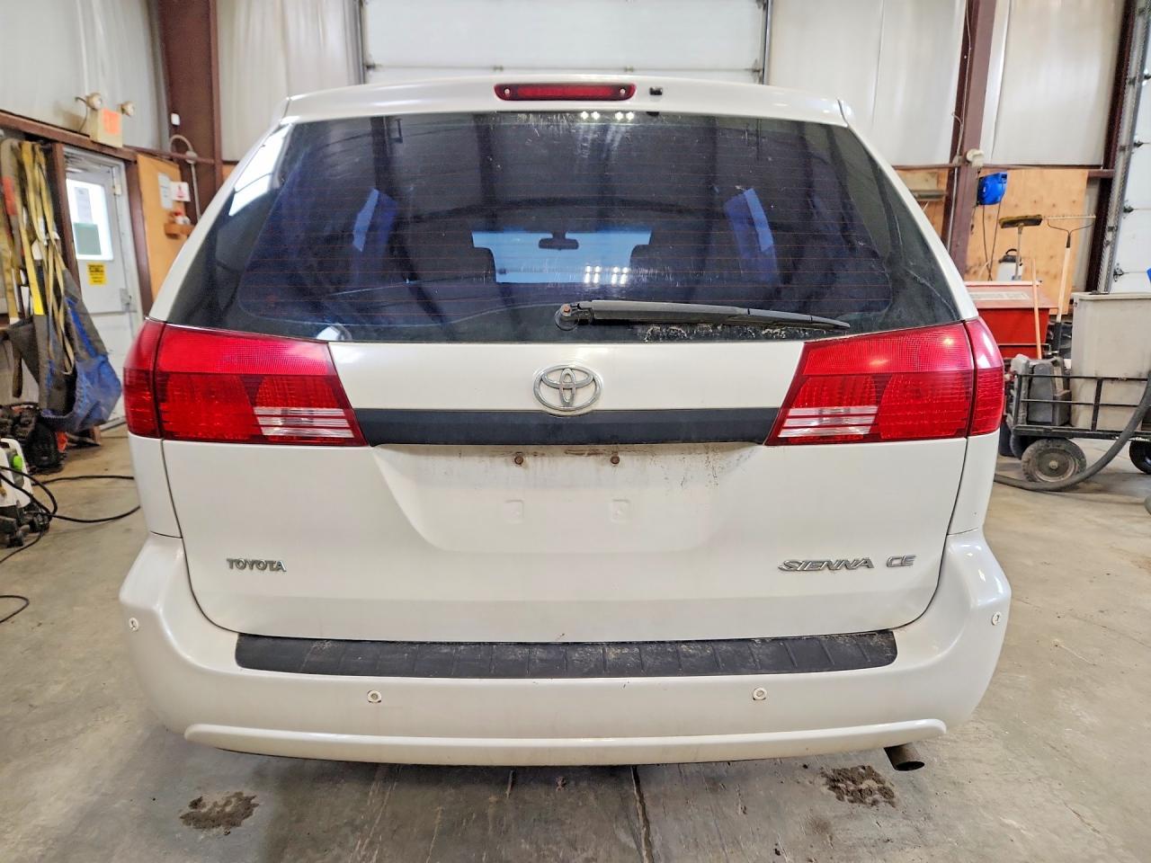 2005 Toyota Sienna Ce - Фото 6