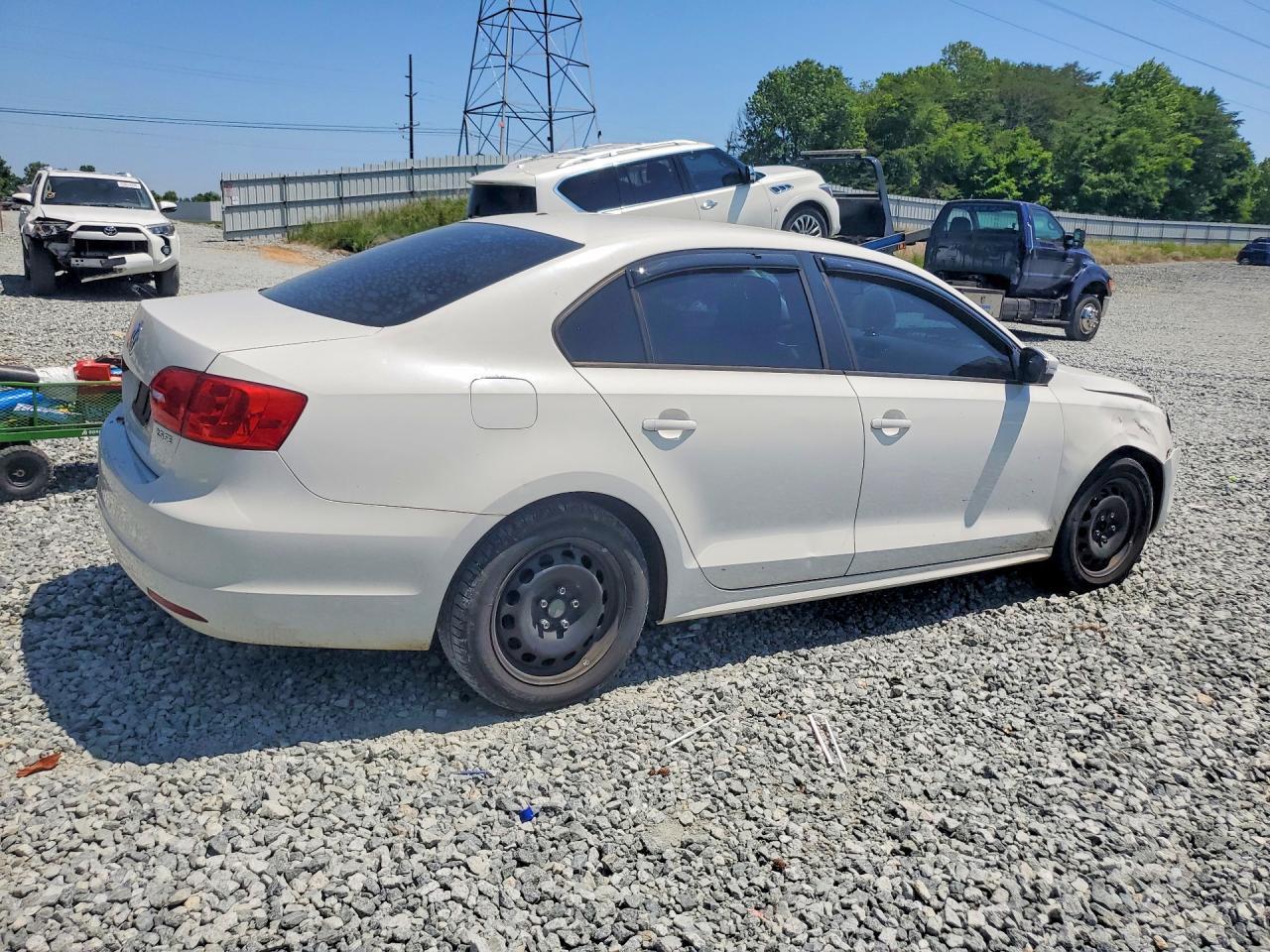2012 Volkswagen Jetta Se - Фото 3