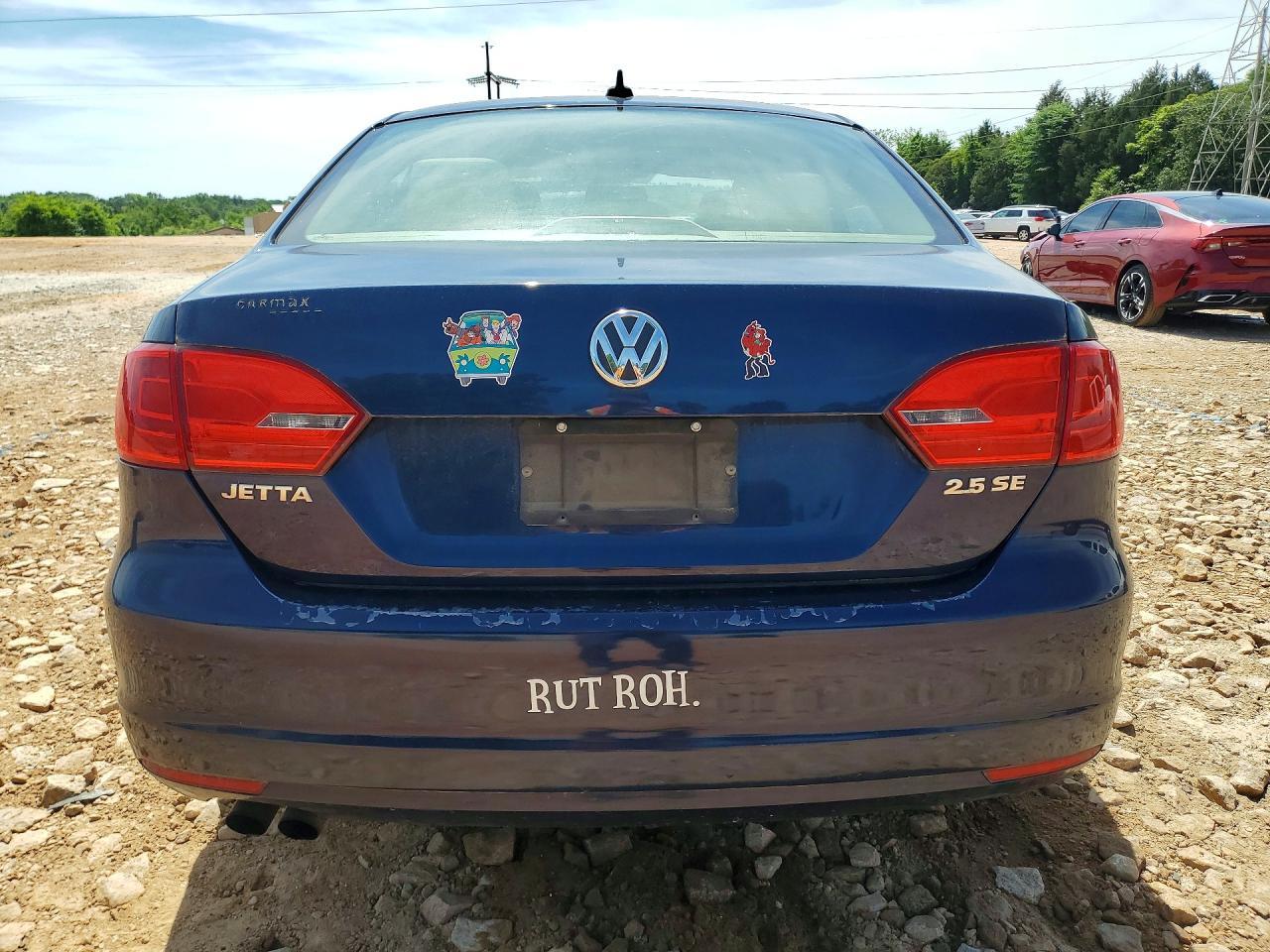 2012 Volkswagen Jetta - Image 6