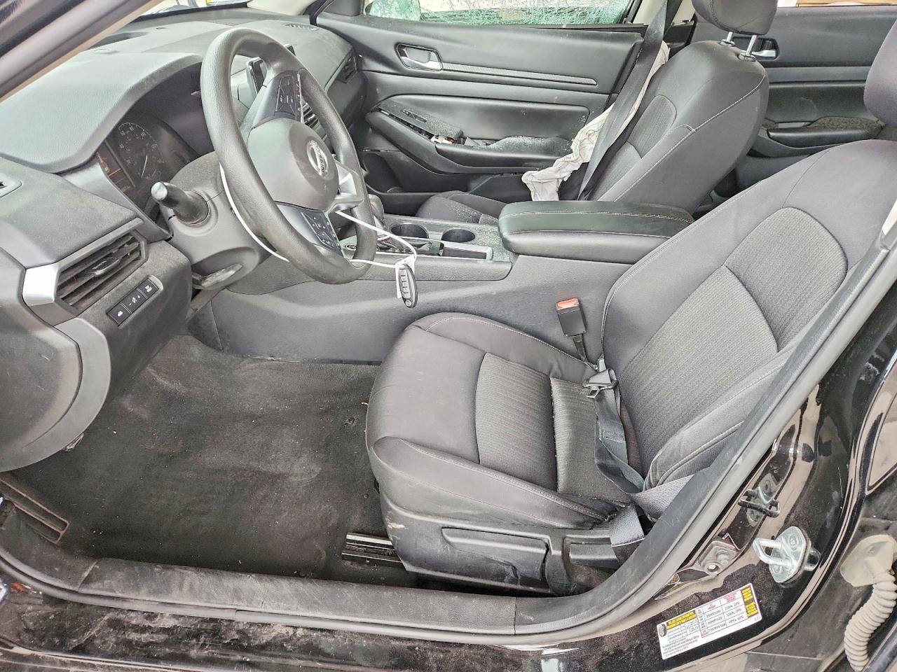 2022 Nissan Altima S - Image 7