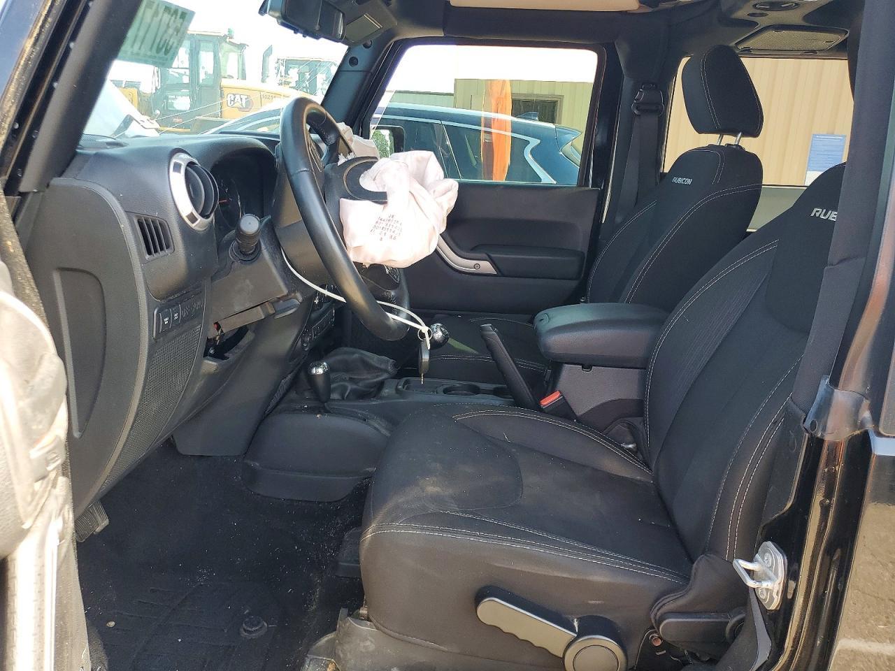2015 Jeep Wrangler Rubicon - Image 7
