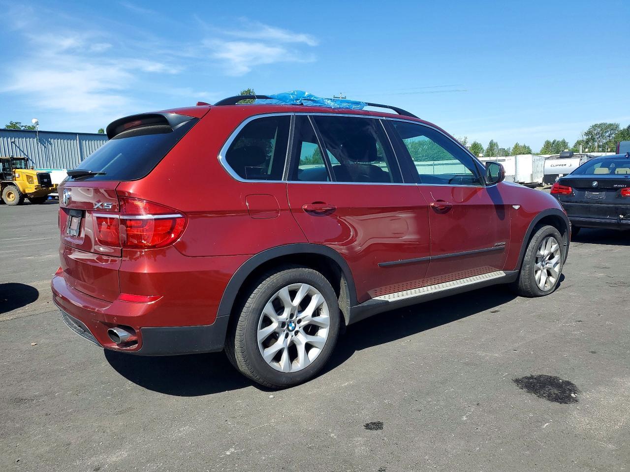 2013 BMW X5 xDrive35I - Фото 3