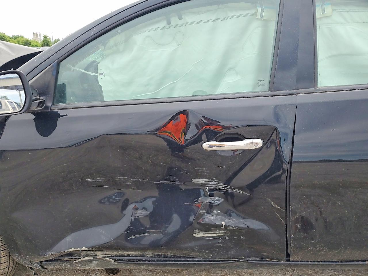 2018 Nissan Versa Sv - Image 7