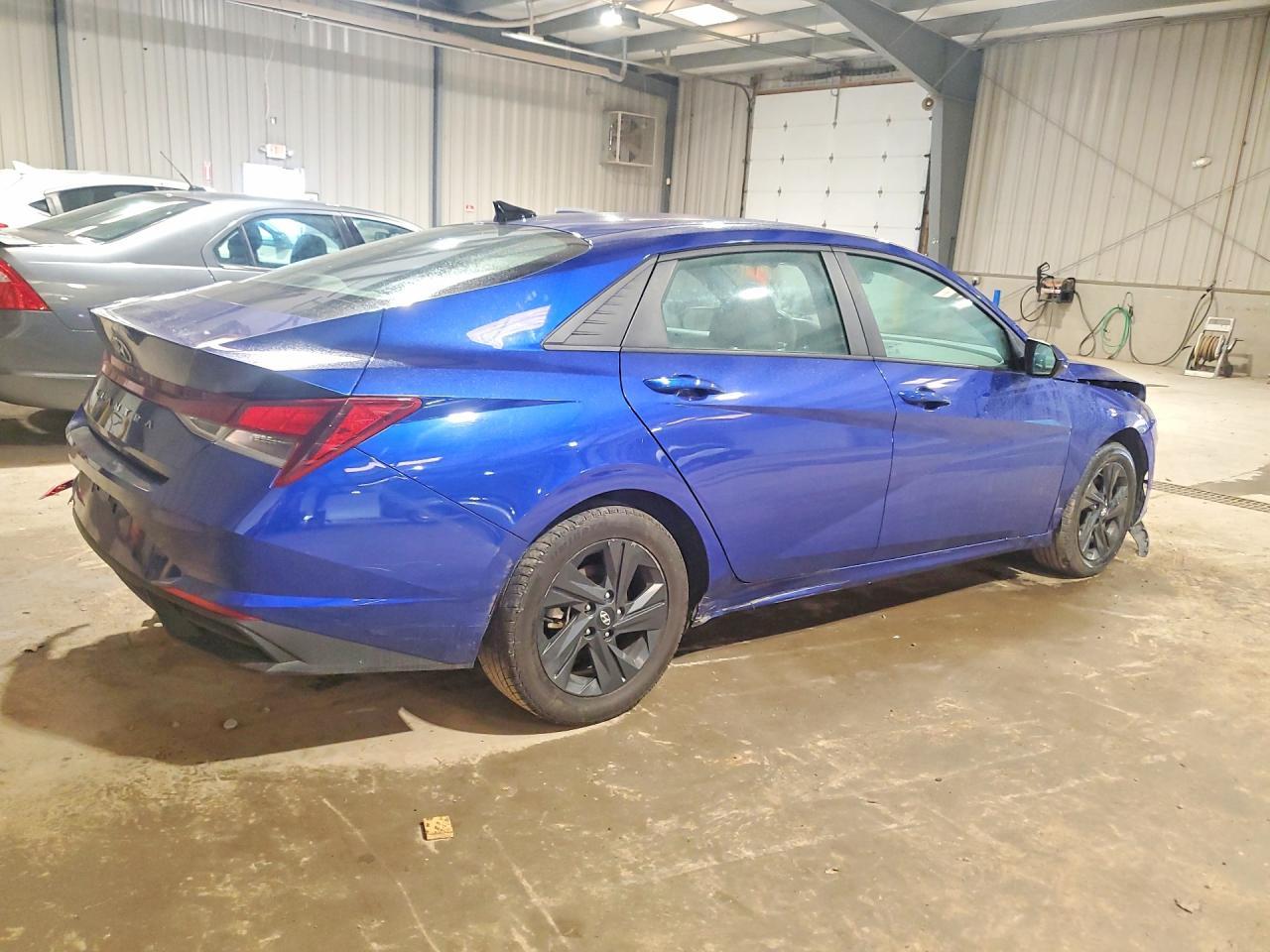 2022 Hyundai Elantra Sel - Фото 3