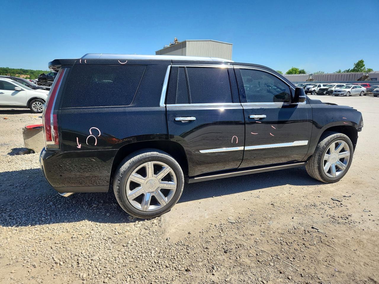 2018 Cadillac Escalade Platinum - Фото 3