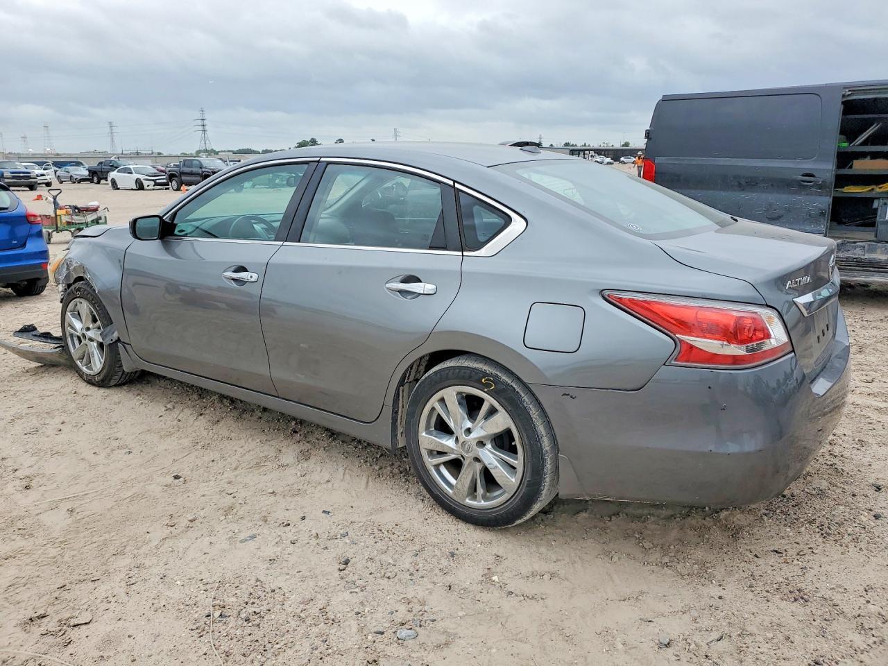 2015 Nissan Altima 2.5 Sv - Фото 2