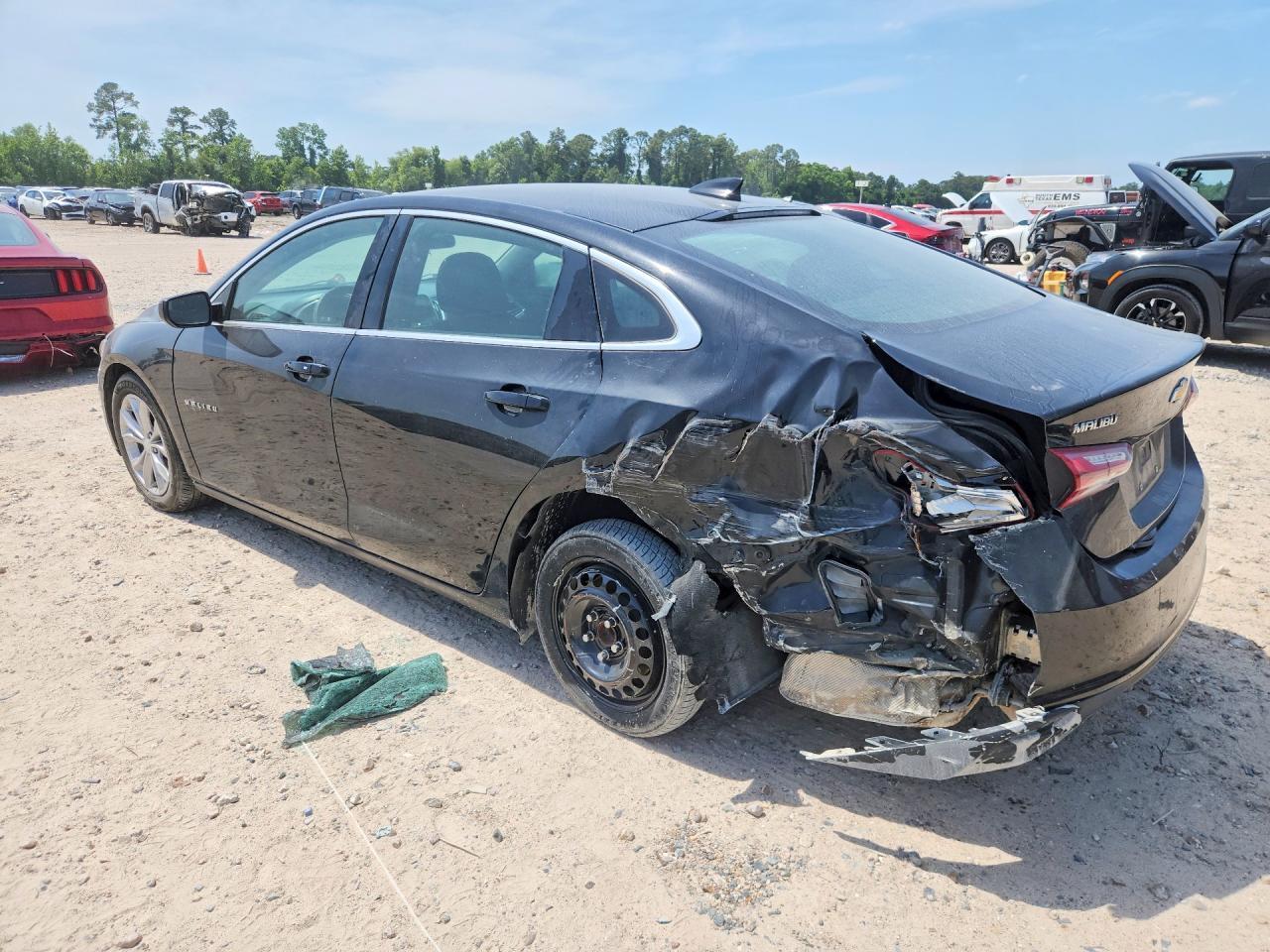 2021 Chevrolet Malibu Lt - Фото 2