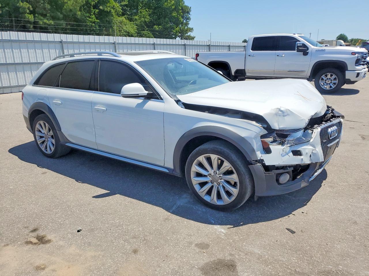 2016 Audi A4 Allroad Premium Plus - Image 4
