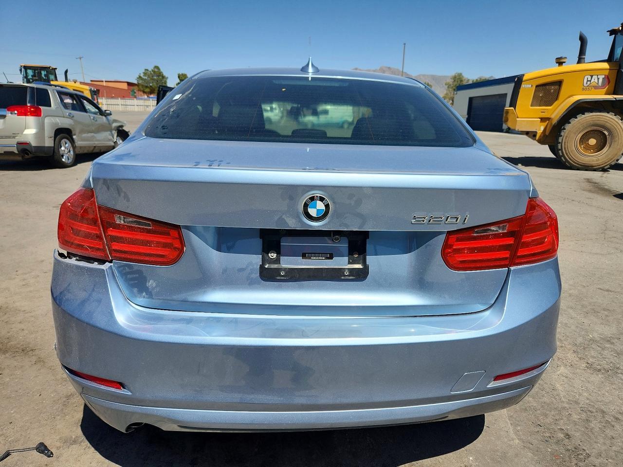 2015 BMW 320 I - Фото 6