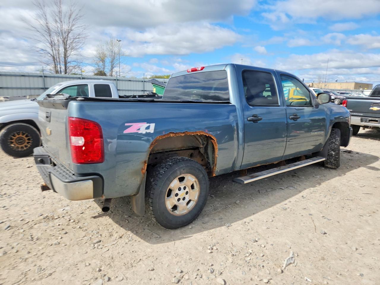 2011 Chevrolet Silverado K1500 Lt - Фото 3