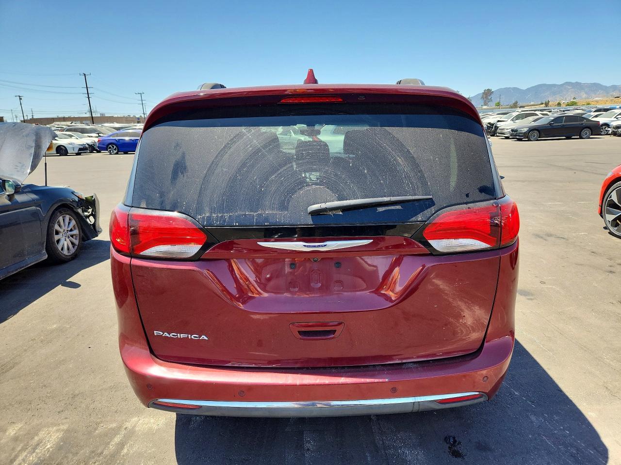 2020 Chrysler Pacifica Touring L - Фото 6