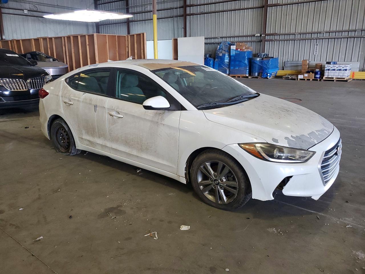 2017 Hyundai Elantra Se - Image 4