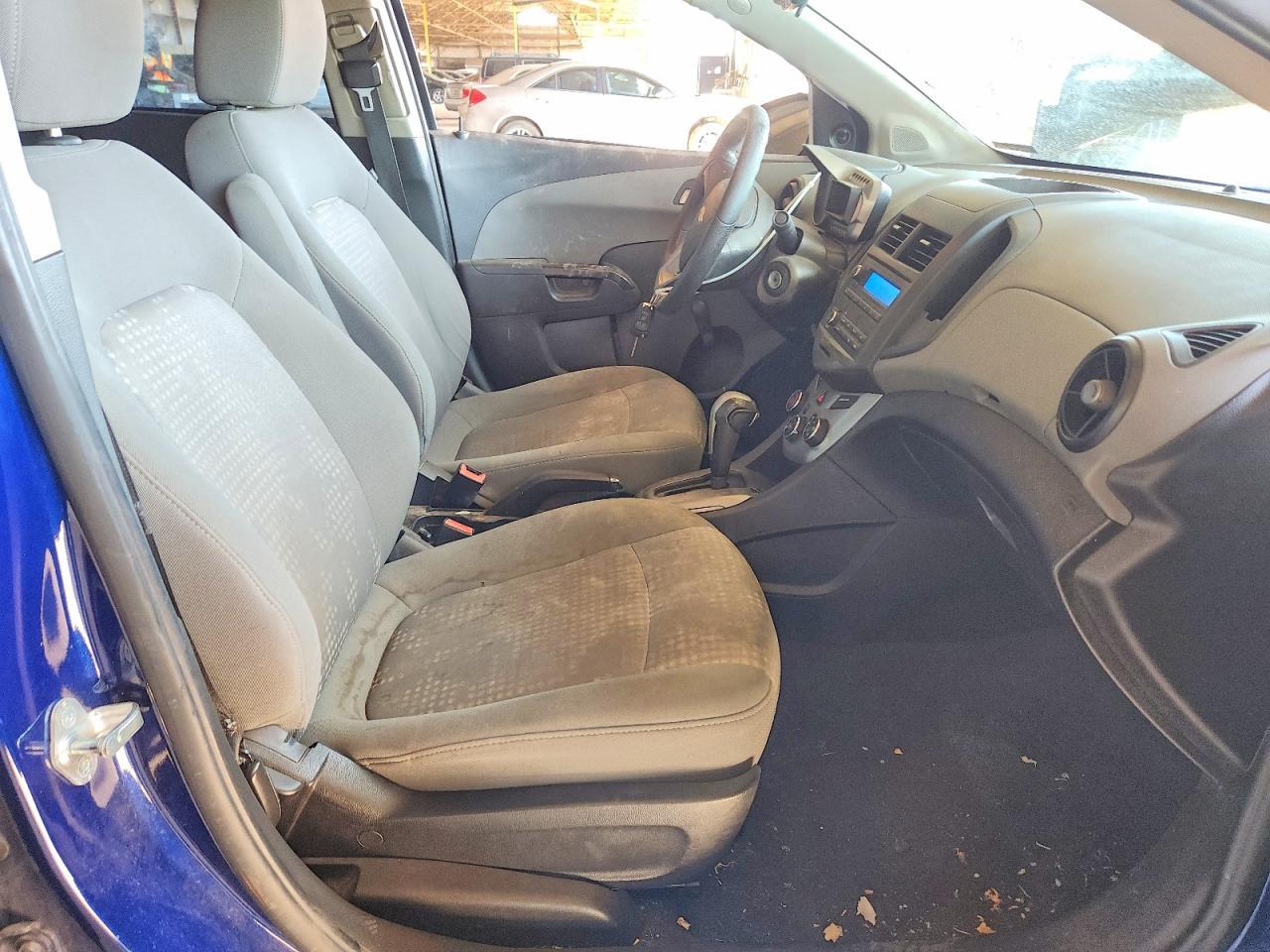 2013 Chevrolet Sonic Ls - Фото 7