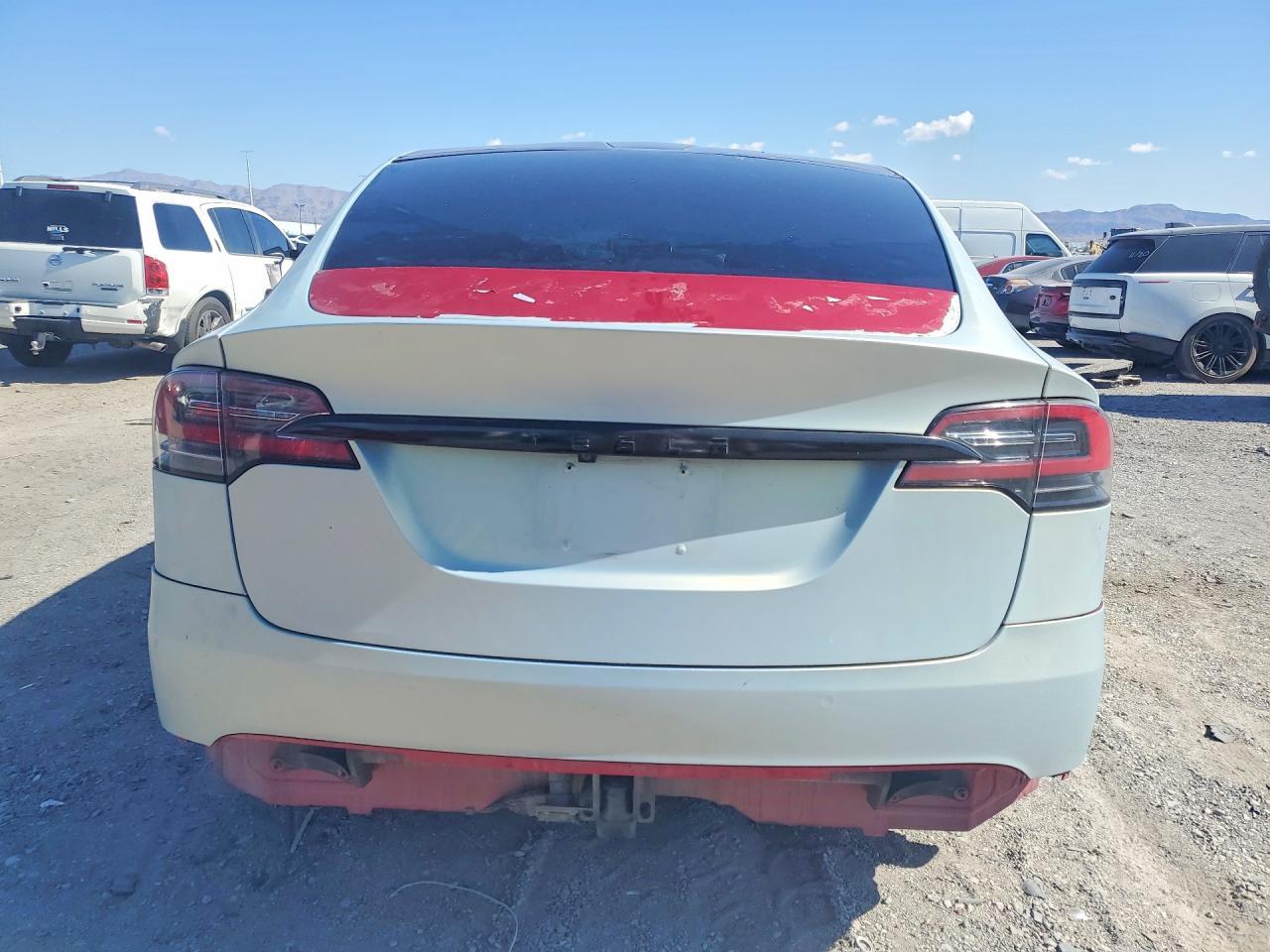 2016 Tesla Model X - Фото 6