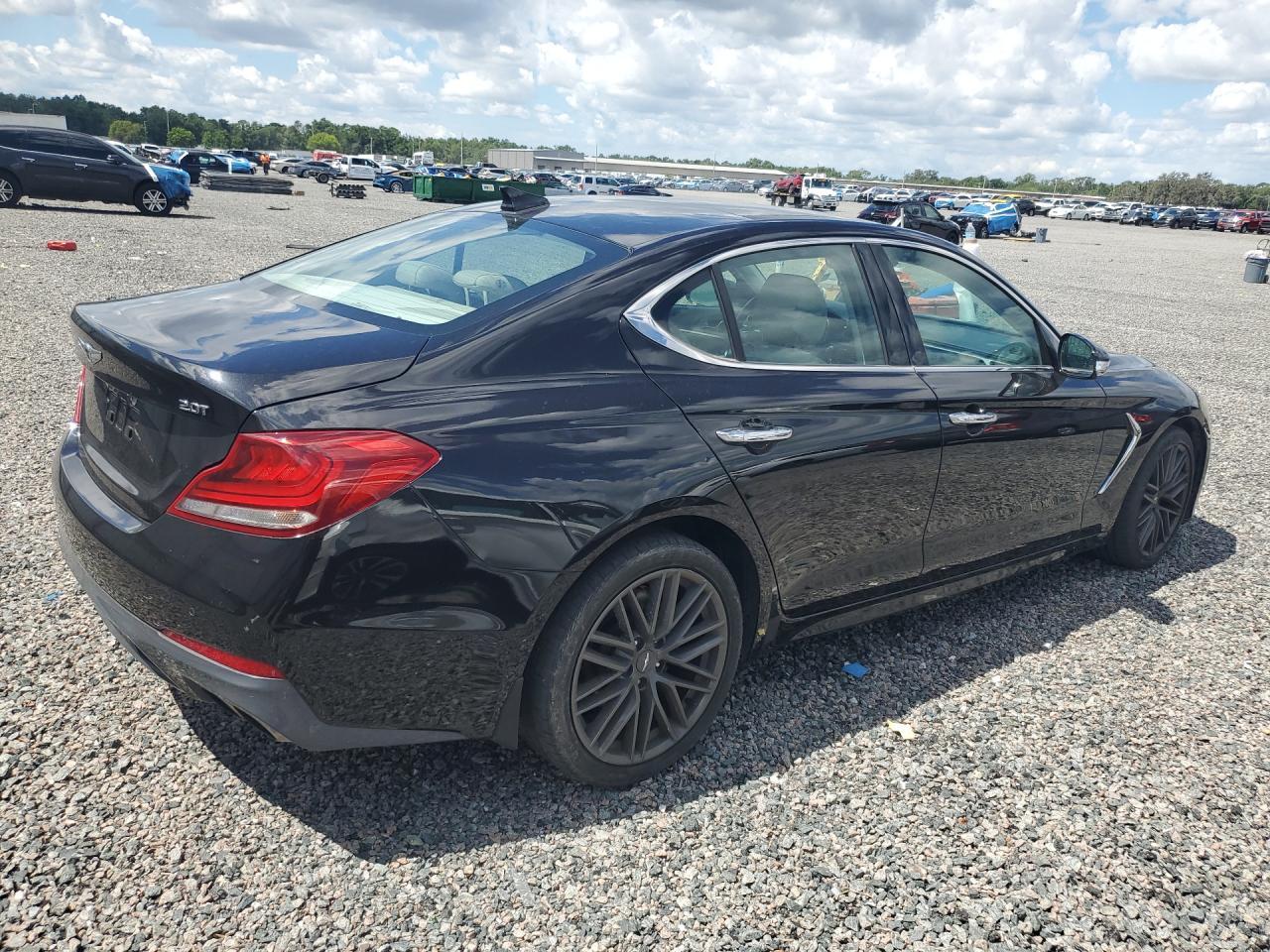 2019 Genesis G70 2.0T Advanced - Фото 3