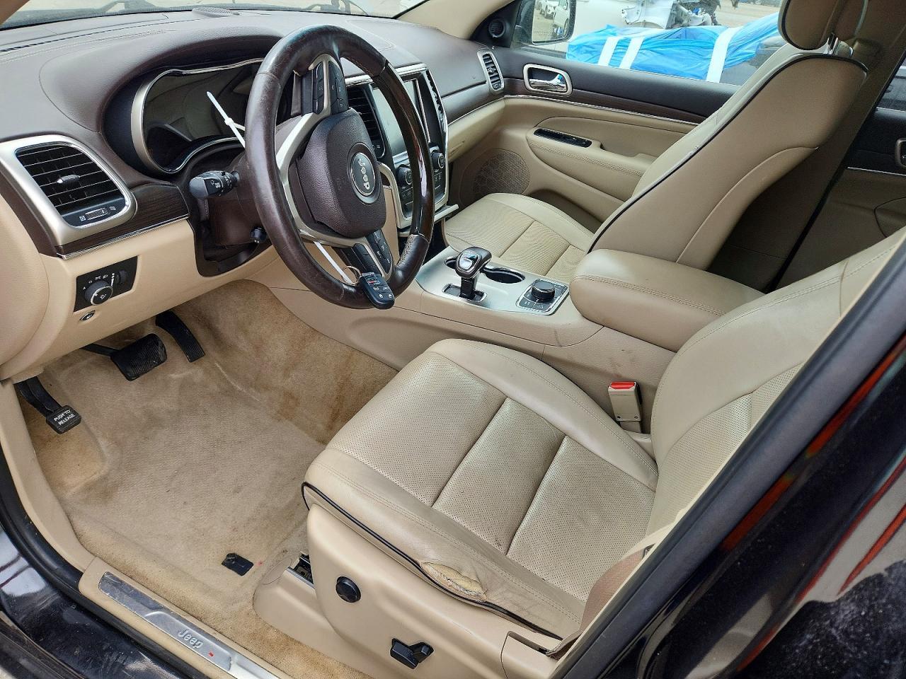 2015 Jeep Grand Cherokee Overland - Image 7