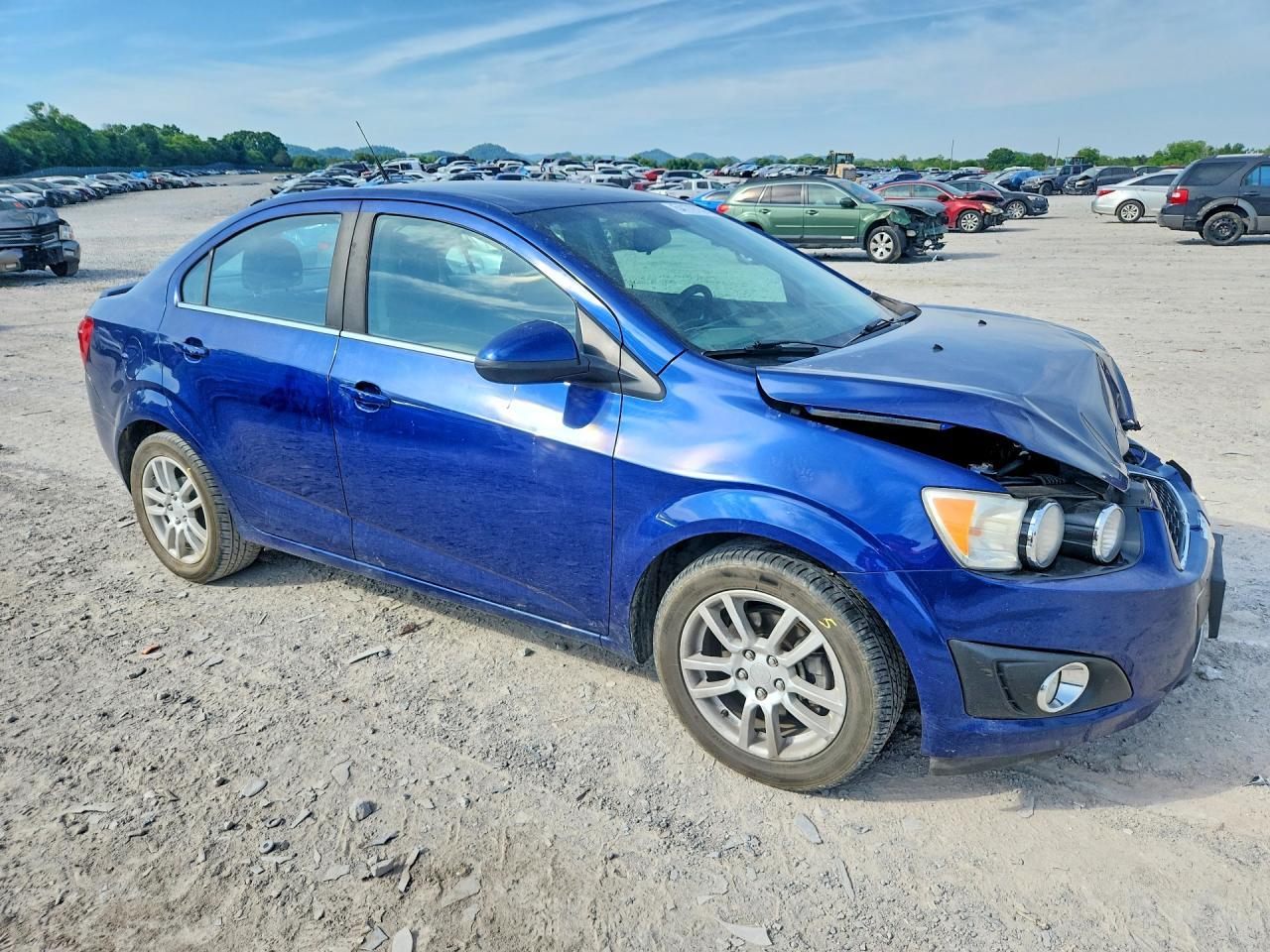 2013 Chevrolet Sonic Lt - Фото 4