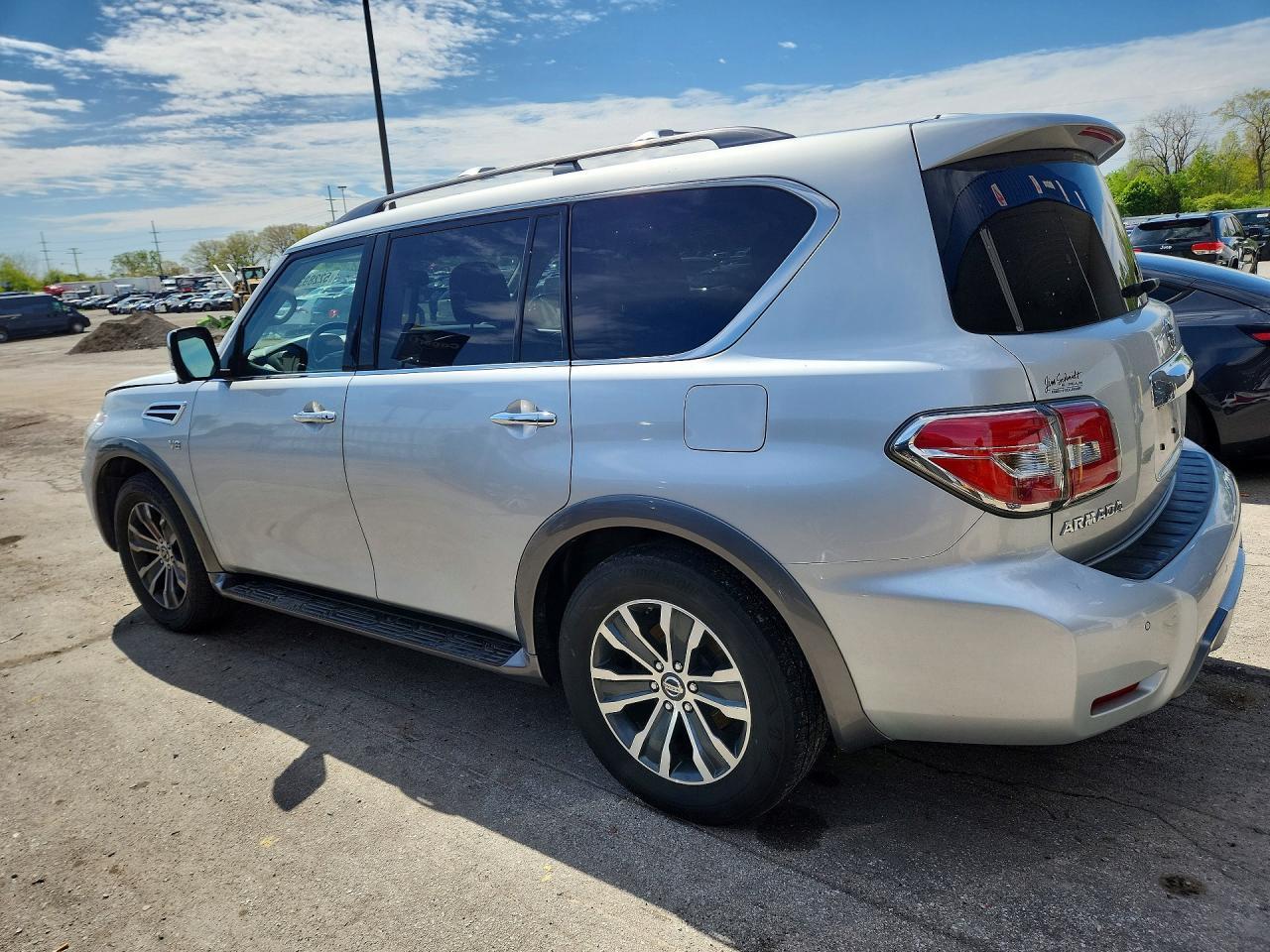 2019 Nissan Armada Sl - Image 2
